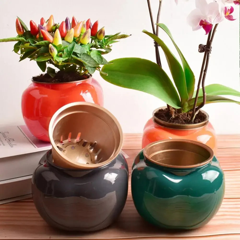 Pot de fleur en plastique décoratif